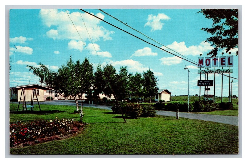 Clare MI Michigan Crossroads Motel U.S. 27 Unposted Chrome Postcard