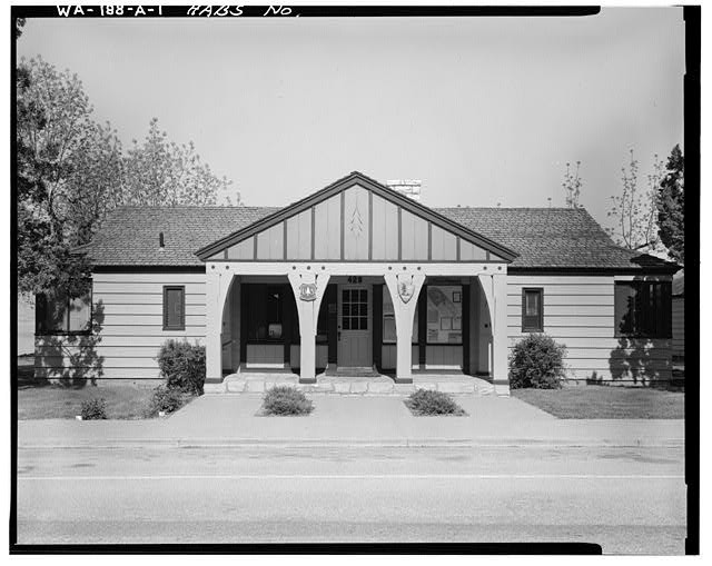 1. FRONT ELEVATION, NORTHWEST - U.S. Forest Service Chelan Ranger Station, Main