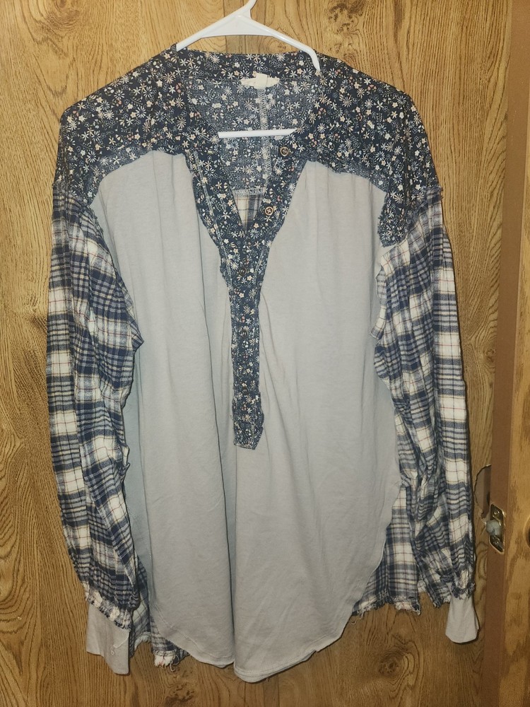 Easel In Angeles Size Large Blue Multi Color Womens Long Sleeve Tunic