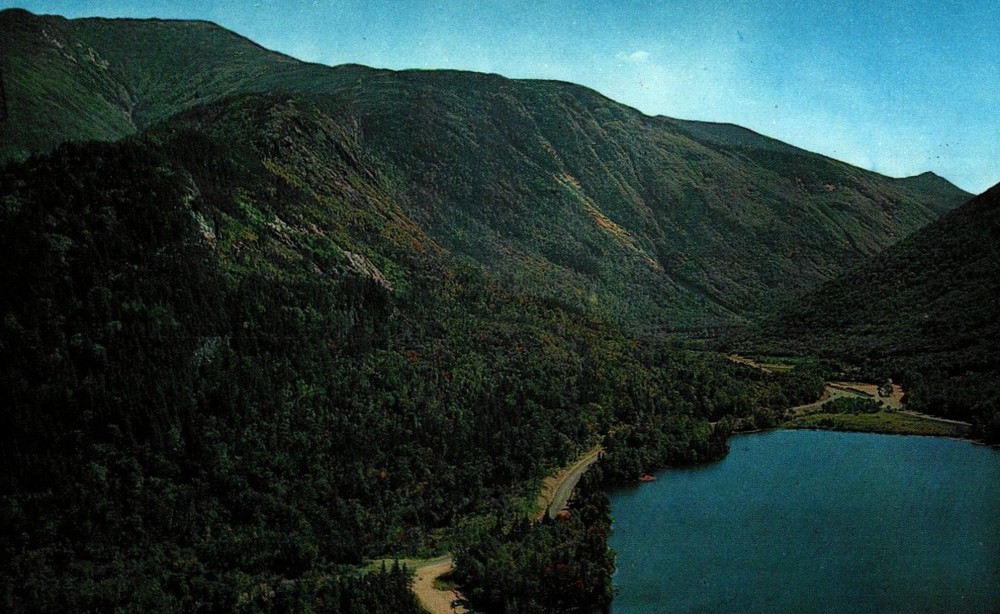 Echo Lake And Mt Lafayette, Franconia Notch, N.H.,  Vintage Postcard