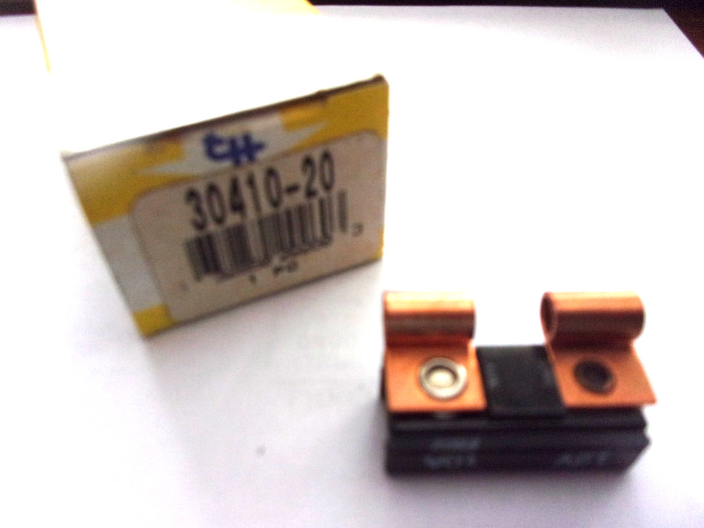 Cole Hersee 30410-20 Glass Fuse Type II Fuse 20 AMP Circuit Breaker C-H30410-20