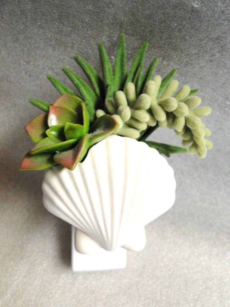 Succulent Plants Seashell Bath & Body Works Wallflower Plug-In Excellent Condition