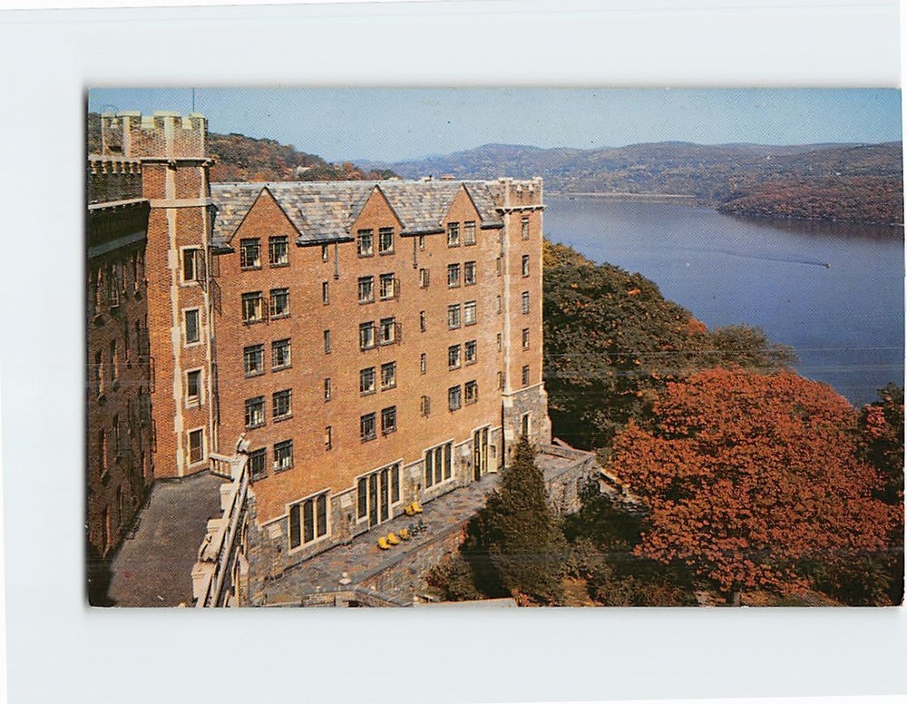 Postcard US Hotel Thayer Military Reservation West Point New York Hudson River