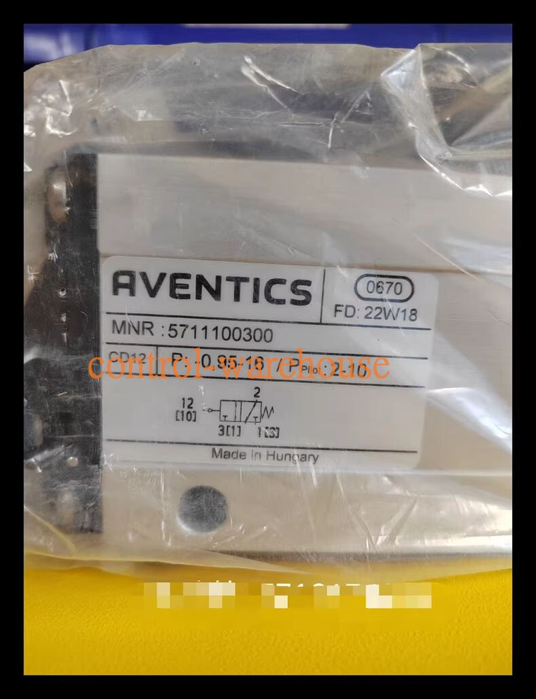 1PCS 5711100300 Pneumatic Directional Valve 5711100300 5711100300