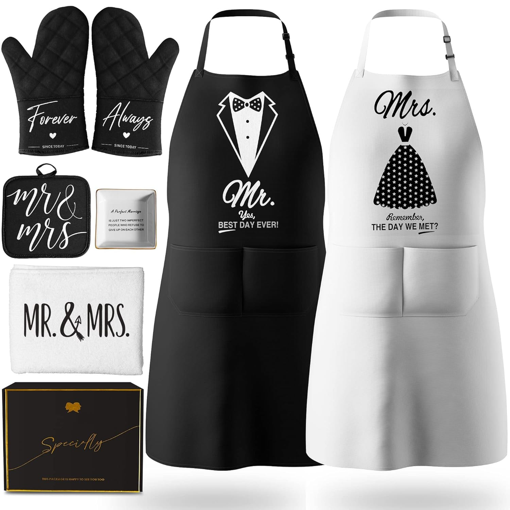 Mr and Mrs Aprons for Couples Gifts - Anniversary, Bridal Shower, Wedding, Engag