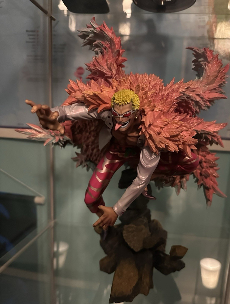 Donquixote Doflamingo One Piece Anime Figure used