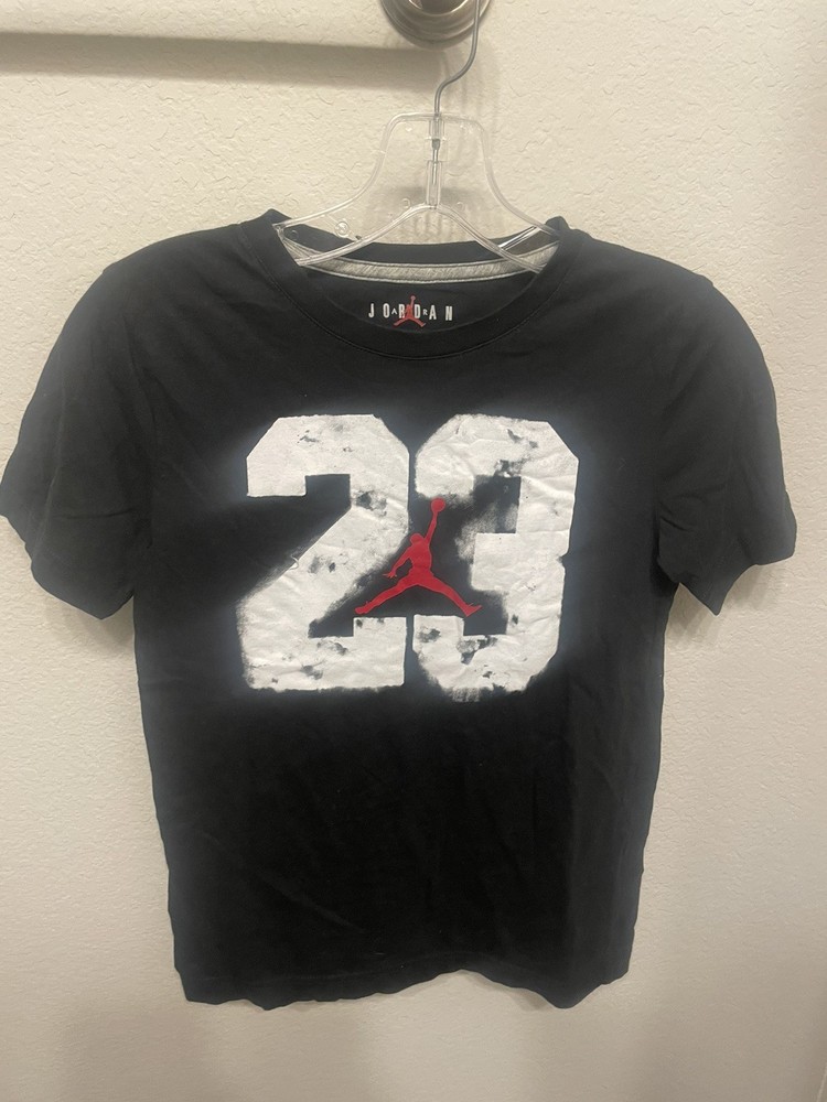 Nike Air Jordan Black 23 Logo Tshirt Youth Medium