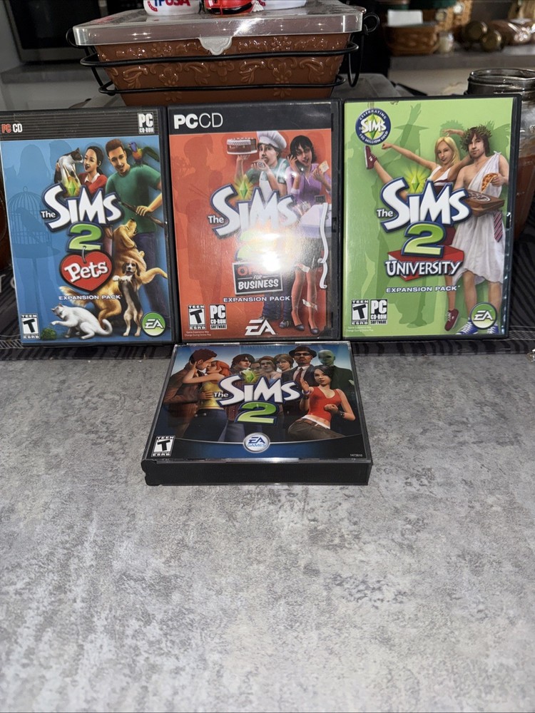 The Sims 2 Base Game Original (PC, 2004)  4 Disc Set PC-CD