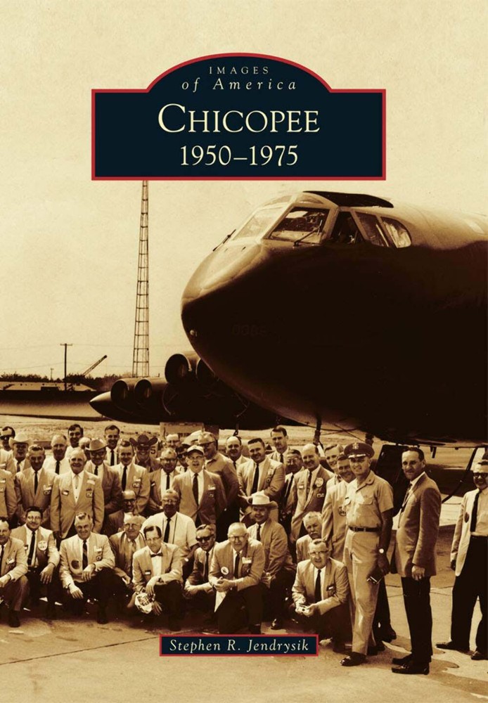 NEW Arcadia Publishing Chicopee, MA 9780738576619 Images of America Trade Paperb