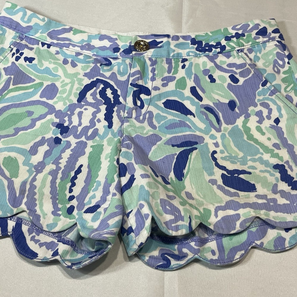 Lilly Pulitzer Women Size 2 Blue Buttercup Shorts Scalloped Preppy Beach Casual