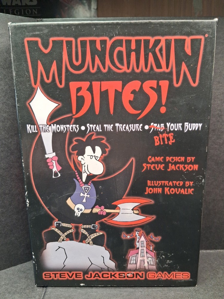 Munchkin Bites Card Game Steve Jackson Games Complete 168 Cards Die Poker Chips