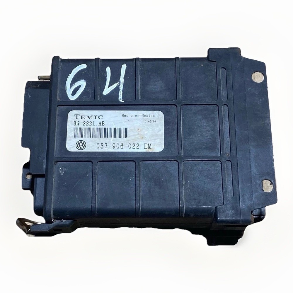 Volkswagen Golf MK3 1.8 66kw 8V Gasoline Engine Control Unit ECU 037906022 TEMIC