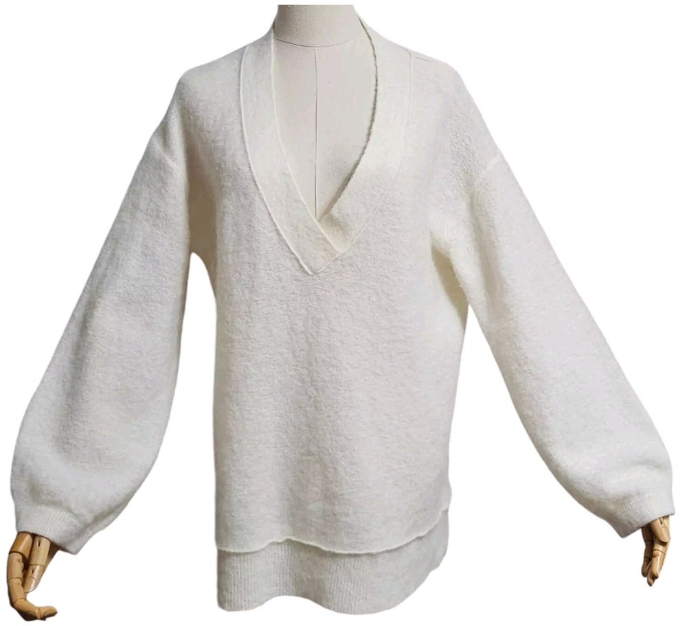 BY MALENE BIRGER Style Mijiha Designer Sweater Kidmohair Wool Oversized V-Neck