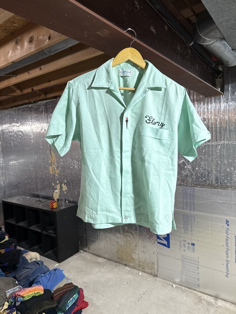 Vintage 1960s Blue Chain Stitched Hilton Bowling Shirt Loop Collar S