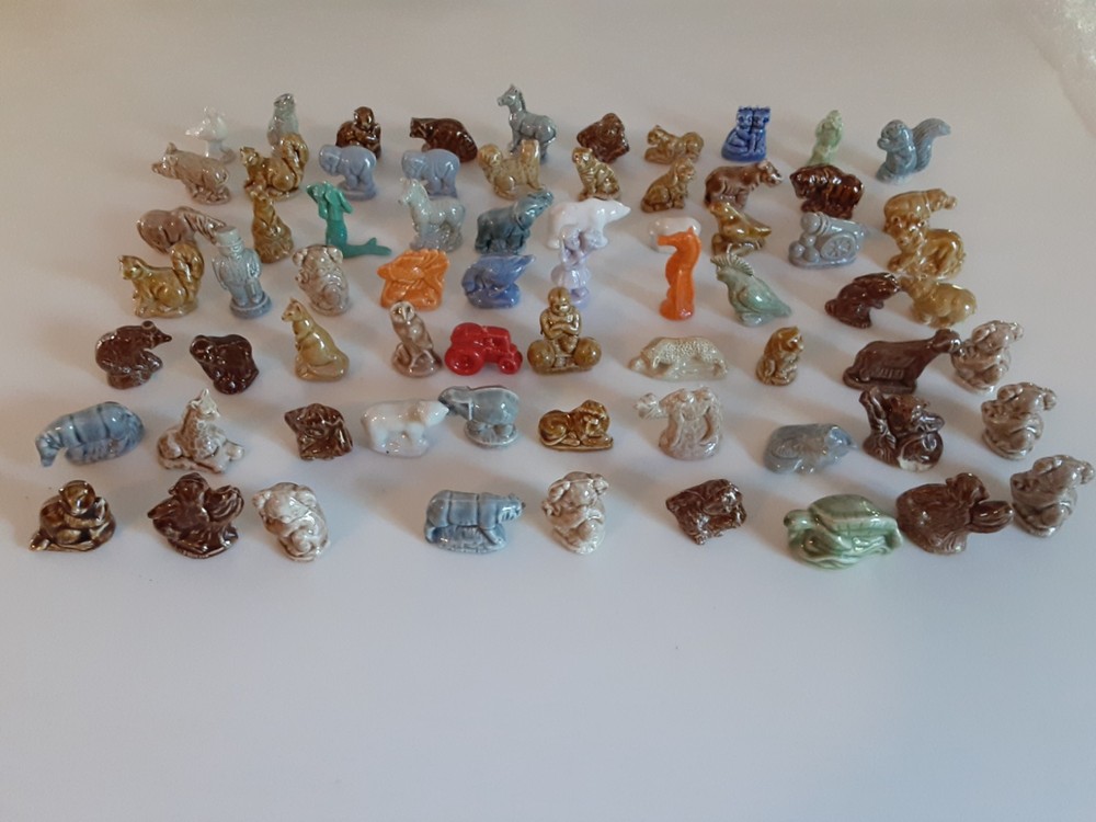 Wade of England, Red Rose Tea lot of 69 Pieces