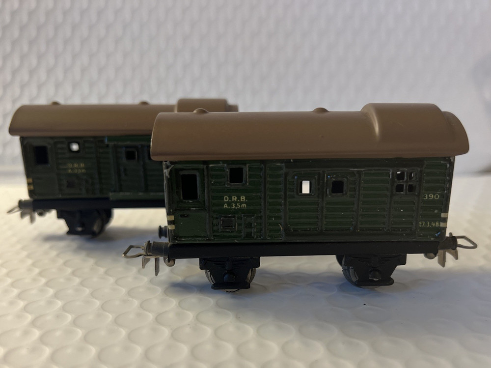 Marklin 390 HO German Train Caboose, ship internationally