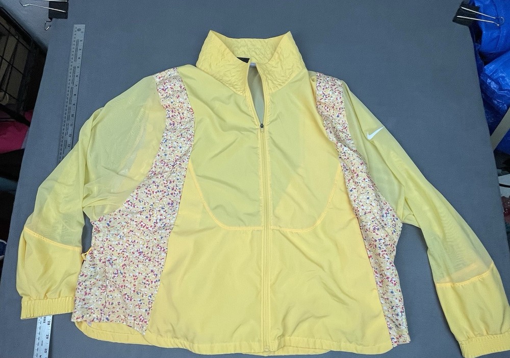 Nike Icon Clash Jacket Womens XL Yellow Lightweight Flowy Athletic Full Zip