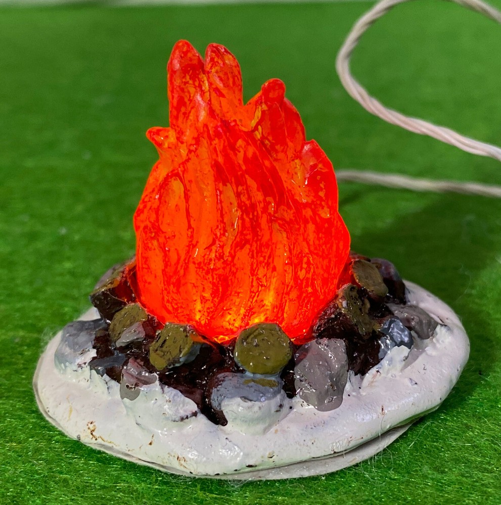 Lemax Christmas Village Camp Fire Illuminated Table Accent No Box-image