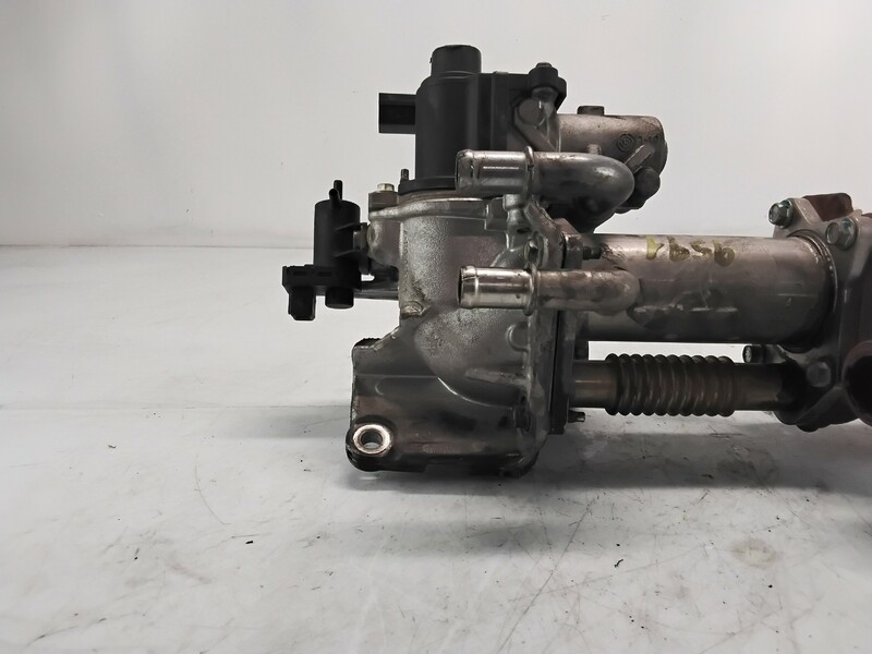 8200836385 egr ventil RENAULT MEGANE III BERLINA 5 P STYLE 2011 1827945
