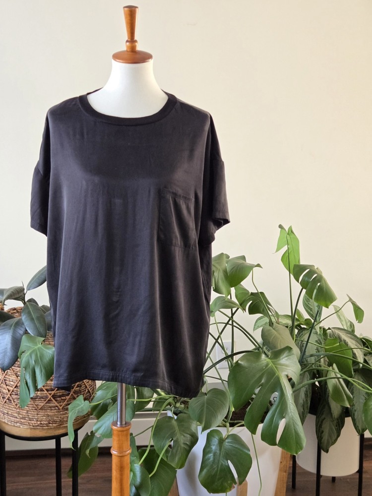 Lunya Washable Silk Short Sleeve Top Relaxed Comfy Fit Loungewear Top Size XS/S