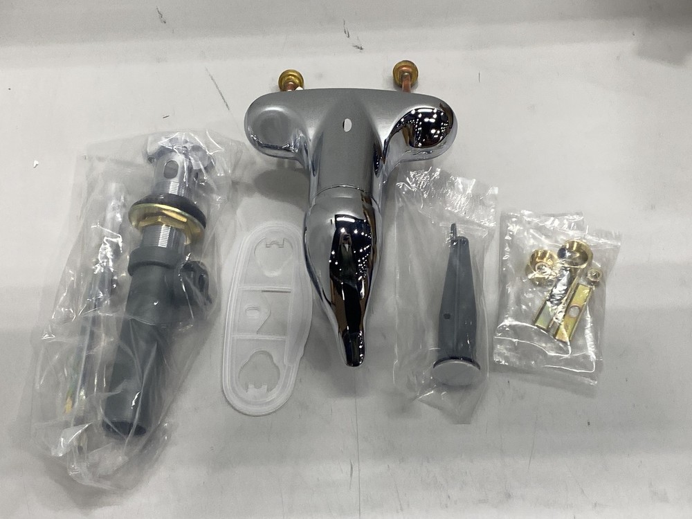 Moen Chateau L64621 Single-Handle Centerset Bathroom Faucet with Drain