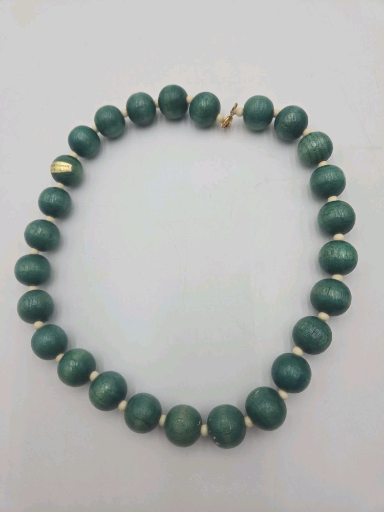 Vintage Green Wood Bead Necklace Chunky Retro Statement Taiwan Large Beads