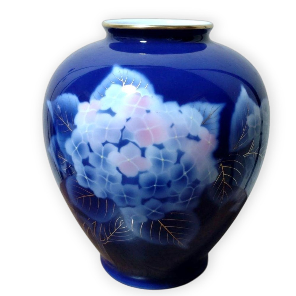 Arita Porcelain Vase Fukagawa Seiji Japanese Vintage Ceramic Jar Hydrangea 7.8in