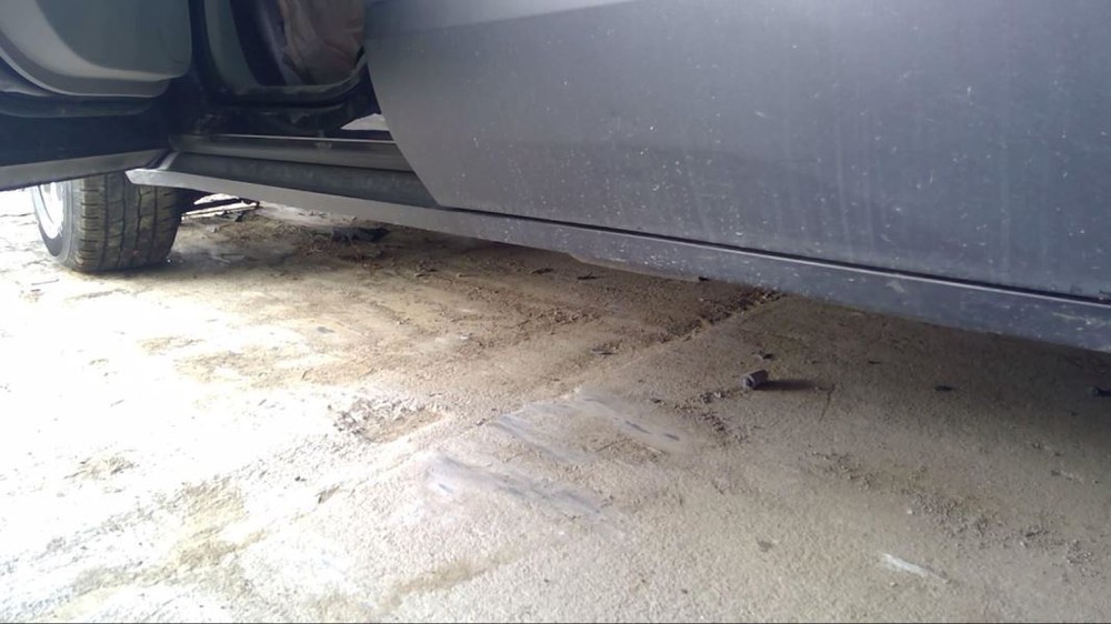 2018 ACADIA Running Board – Model 4607901 for Enhanced Vehicle Access-image