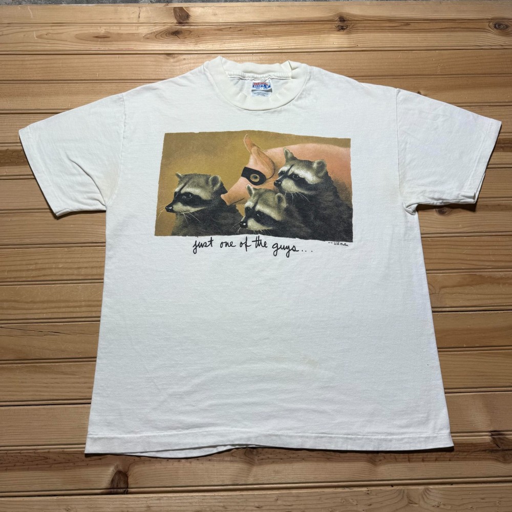 Vintage 1995 Just One of the Guys Pig Raccoon Will Bullas Art T-Shirt USA Large
