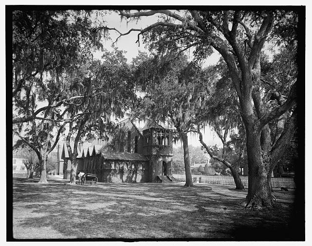 Photo:Biloxi, Miss., Church of the Redeemer