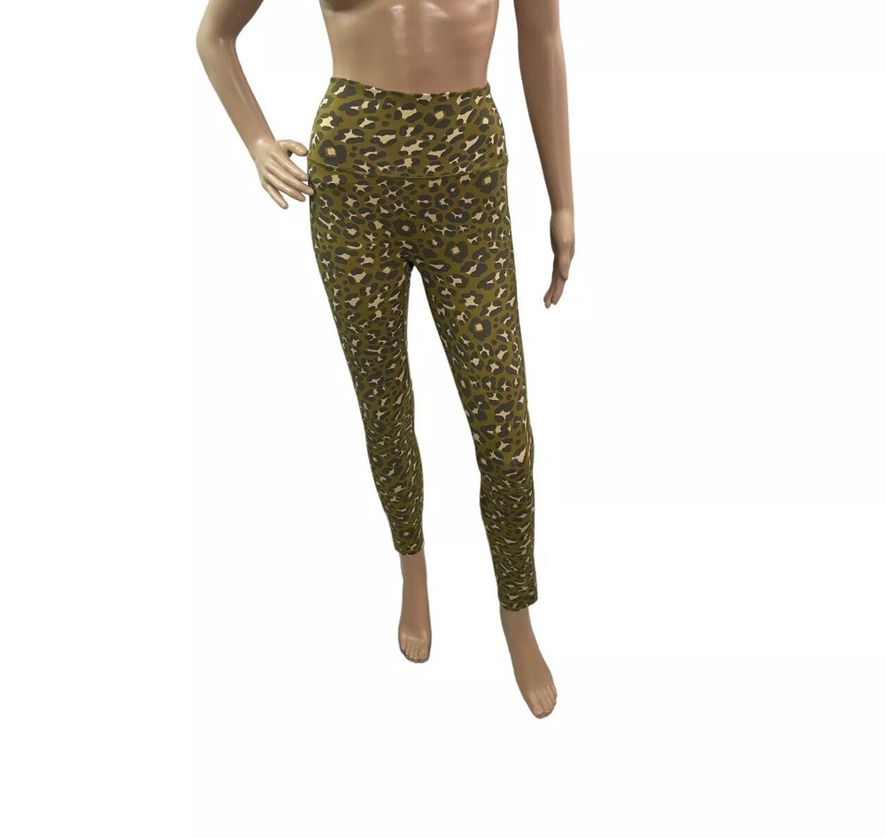 Offline By Aerie Women’s Size Medium High Rise Leopard Goals 7/8 Legging
