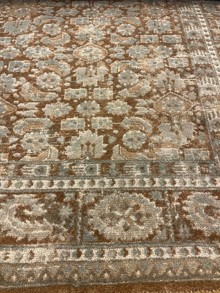 Pottery Barn Fairuza Printed Area Rug Neutral Browns 5' x 8' Rectangle