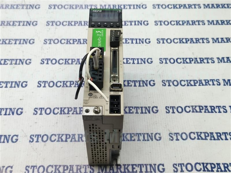 KCFA SV-X3EA010A-A2 SVX3EA010AA2 HCSERVO-X3 Driver AC200-240V 50/60HZ 100W
