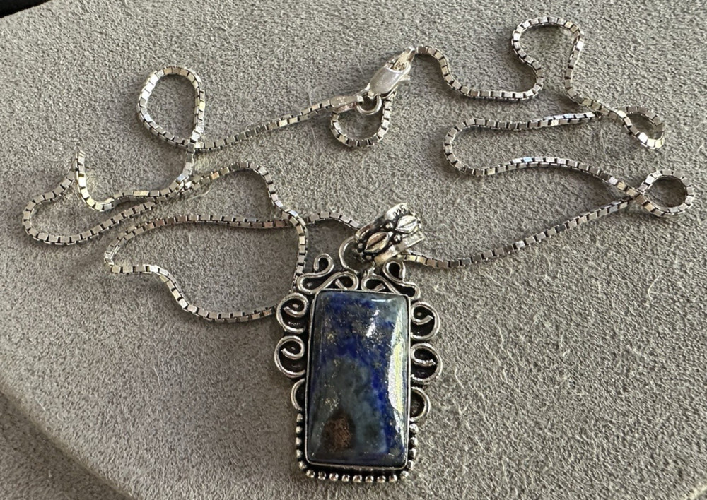 Vintage Sterling Silver Blue Denim Lapis Lazuli Filigree Pendant Necklace 24