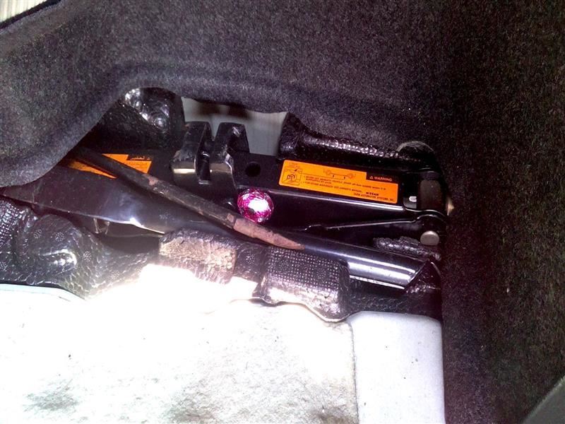 MAXIMA    2010 Jack 1039580851 NO FOAM TRAY NO SPARE TIRE