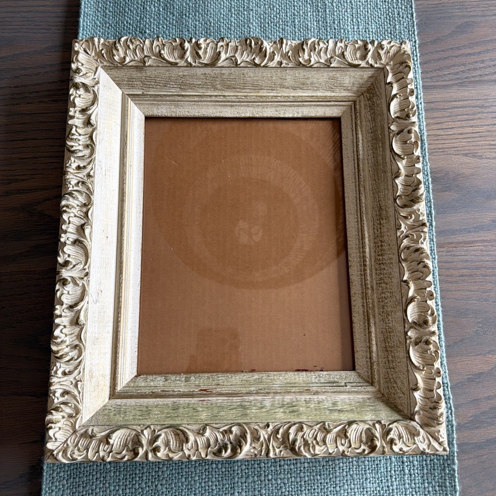 Vintage Ornate Picture Art Frame Holds 9.5 X7.5 Cream and Gold Wood Wall Mount