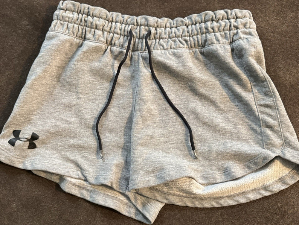 Under Armour Women's Gray Athletic Shorts Cotton/Polyester Drawstring Sports