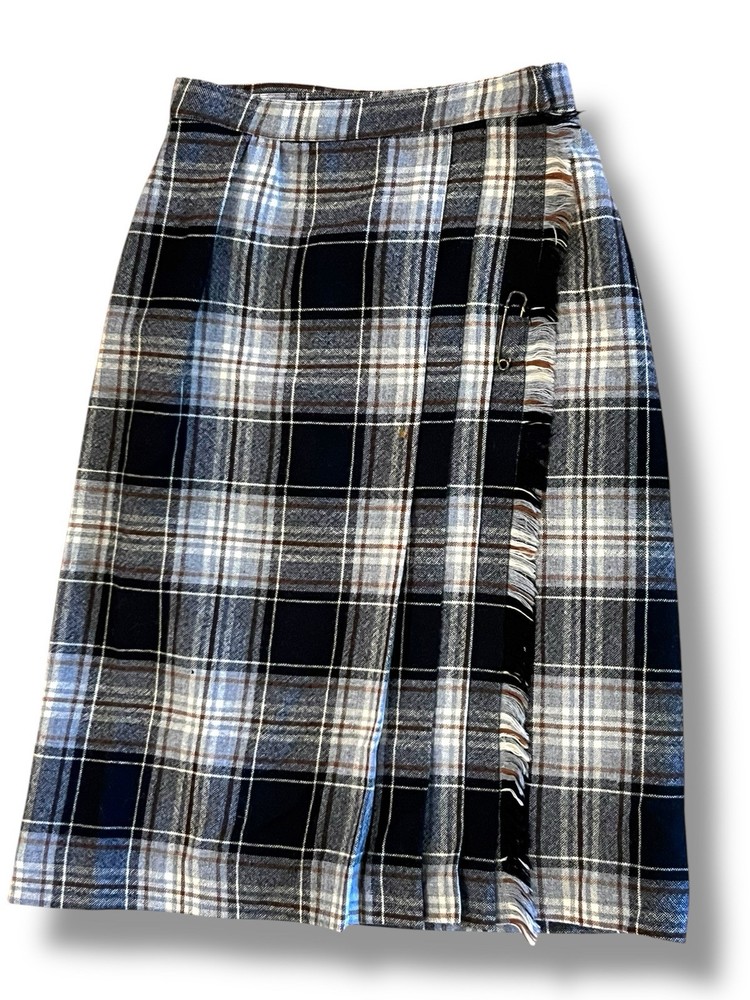 Vtg 100% Wool Tartan Black/Tan Plaid Fringe Kilt Sz 10 Skirt w/kilt Safety Pin