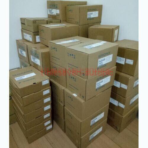 ONE New in box Yaskawa SGD7S-120A30A Servo Drive
