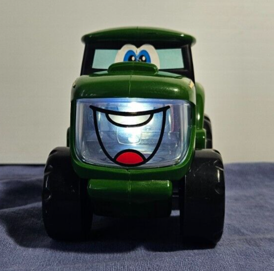 John Deere Johnny Tractor Toy with Flashlight for Toddlers 18+ Months Unisex