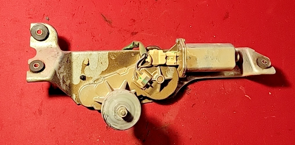 2000-2004 Subaru Outback Legacy Rear Wiper Motor Assembly 86511AE05B