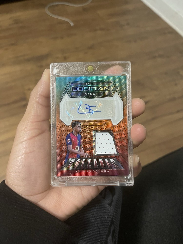 Panini Obsidian Soccer 2024-25 Lamine Yamal Volcanic Auto Patch /25 FC Barcelona