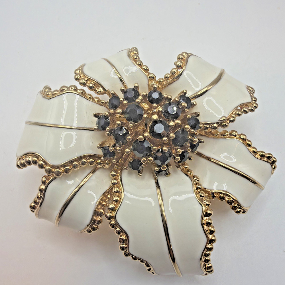 Vintage Ciner Cream Enamel Flower Brooch Gold Toned Large Black Rhinestones