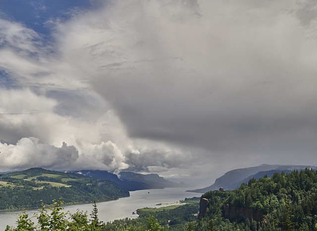 Photo:Corbett Oregon Columbia River Gorge Chanticleer Point 2018 View