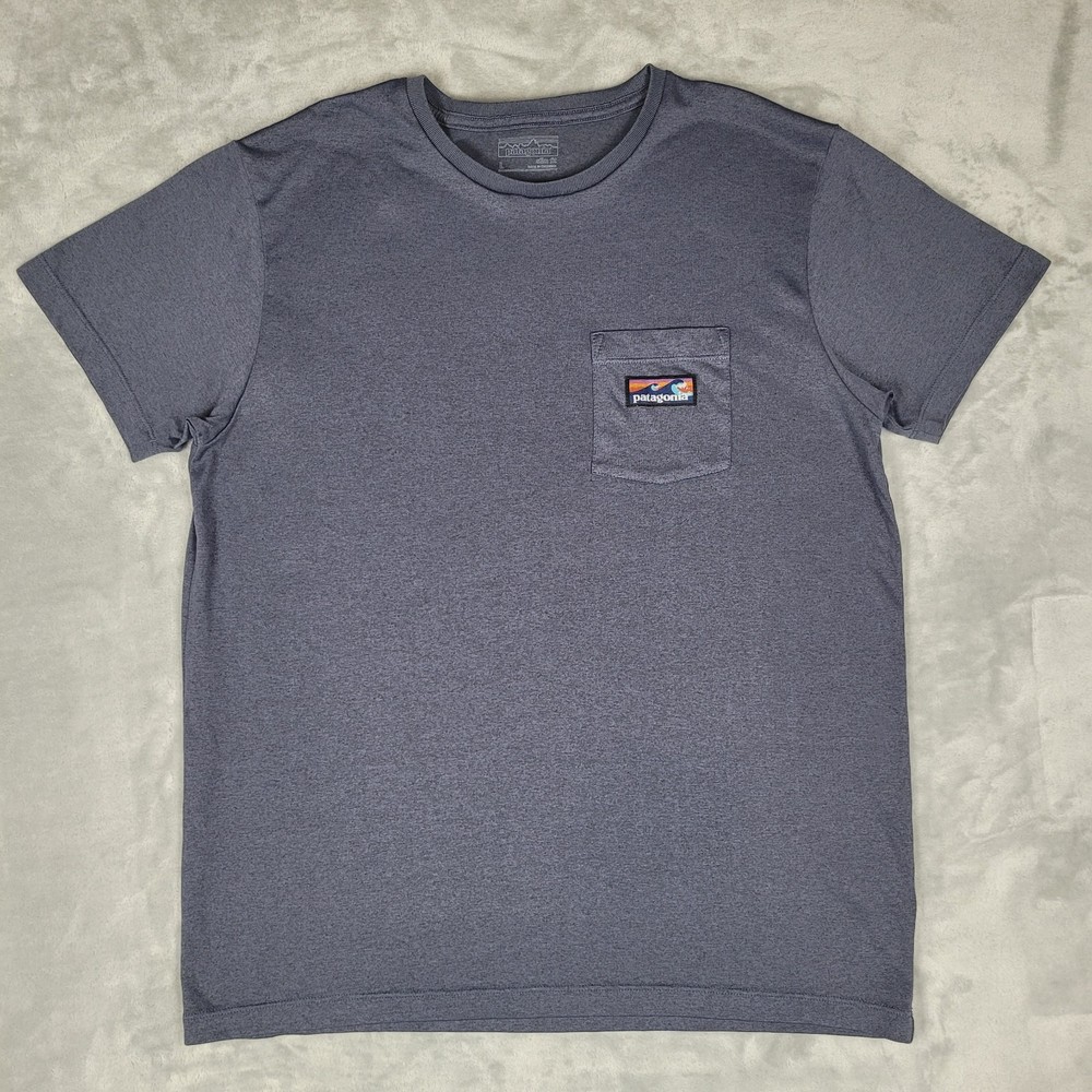 Patagonia Men's Hybrid Pocket Responsibili-Tee T-Shirt Blue Men’s Slim Fit Sz L