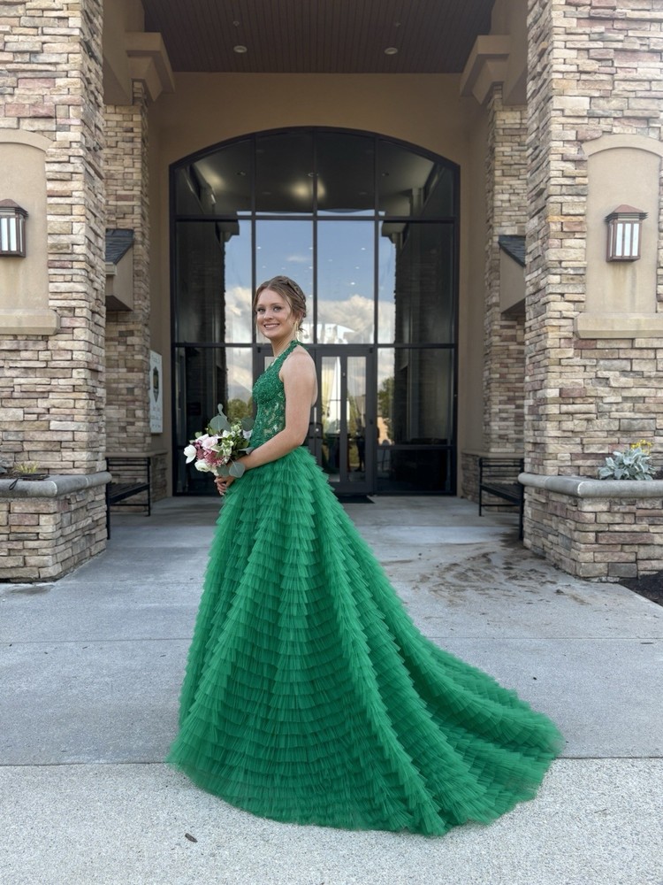 Sherri Hill Women's Prom Dress Size 2