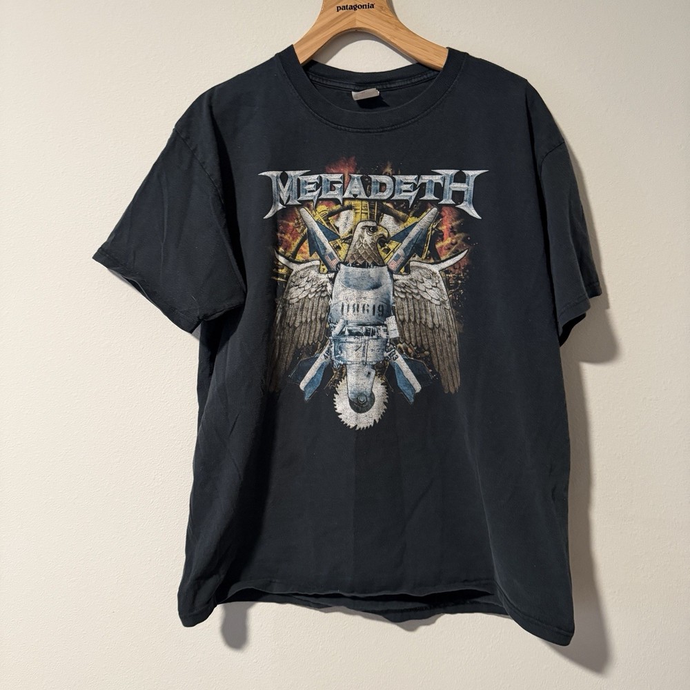 Vintage Megadeth T Shirt Black XL Eagle Graphic Band Tee Mens 2005 Y2K