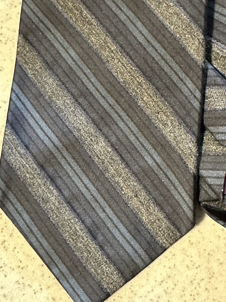 Men’s Striped Silk Necktie Gray Charcoal Blue Classic Business Dress Tie