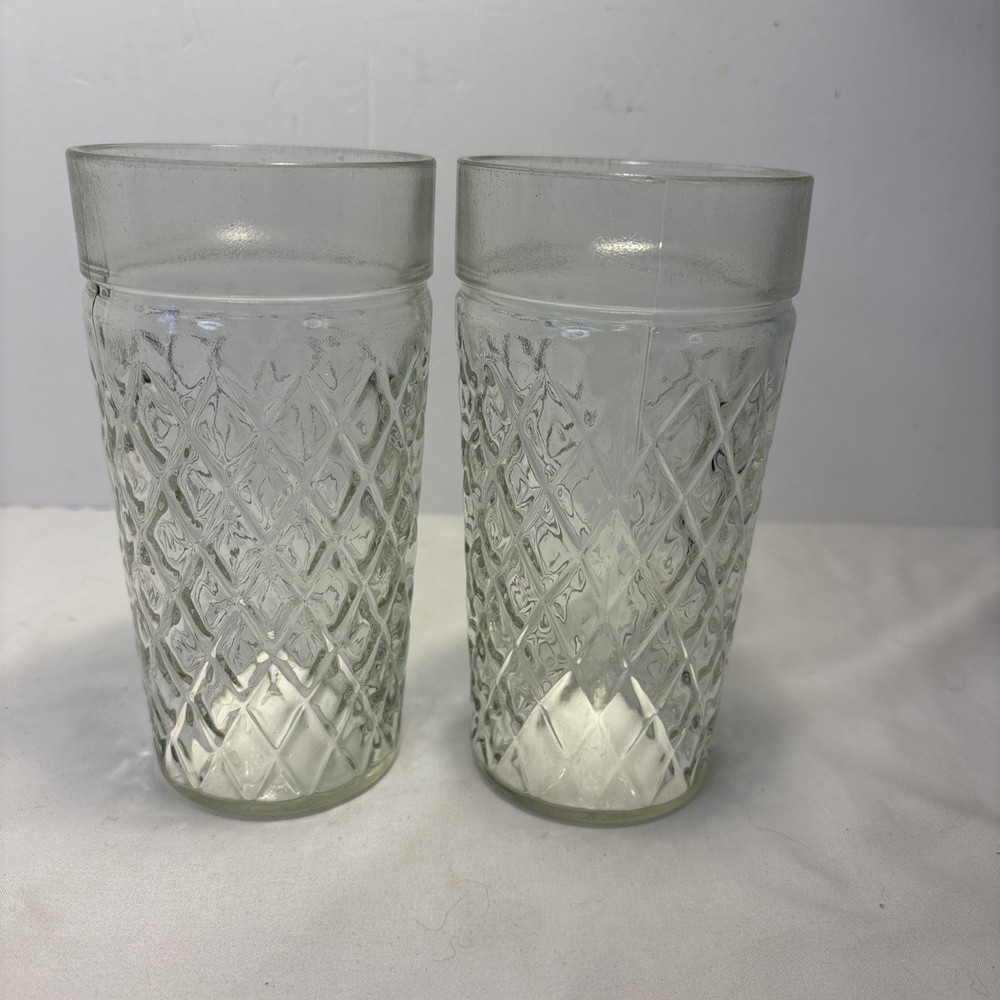 Vintage Anchor Hocking clear diamond cut tumber glasses, quilted, set of 2