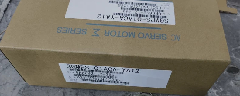 Yaskawa New Electric SGMPS-01ACA-YA12 AC Servo Motor